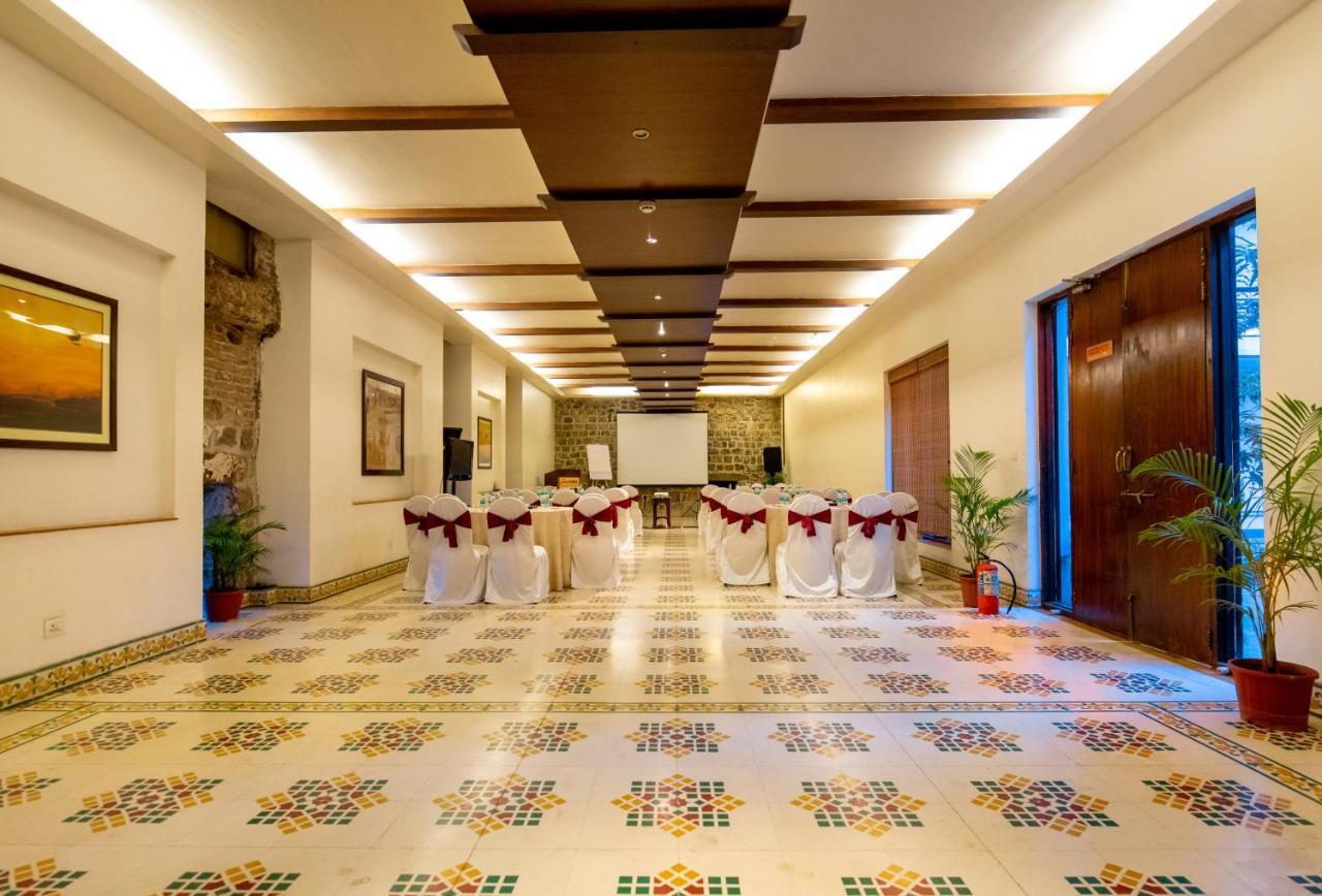 Jadhavgadh -a Gadh Heritage 5* Sasvad