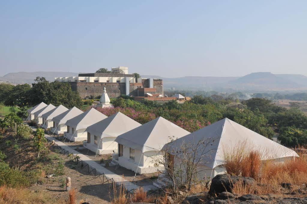 Jadhavgadh -a Gadh Heritage 5* Sasvad